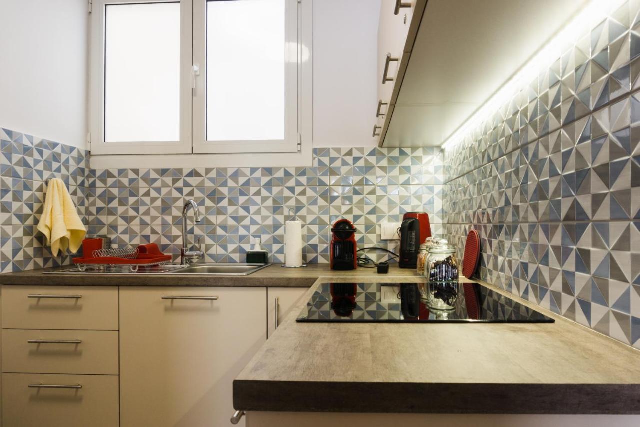 Comfort Zone Apartment In The Heart Of Athens Atenas Exterior foto